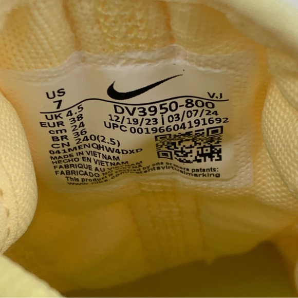 Nike Free Metcon 5 Training Shoes - Picture 11 of 16